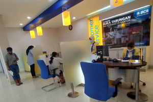 Pelayanan BCA - Panji 3.jpg