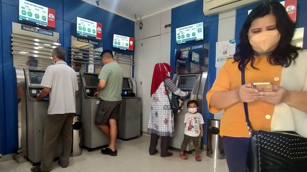 Pelayanan BCA - Panji 4.jpg