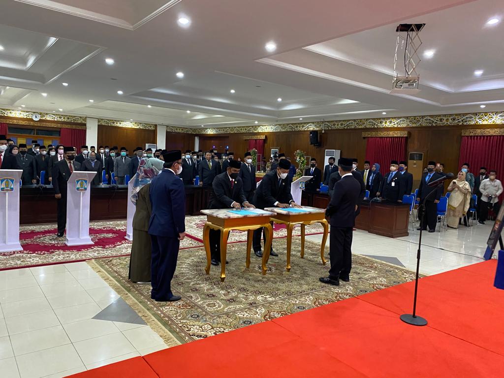Wali Kota Balikpapan Lantik Dua Dewas Perumda