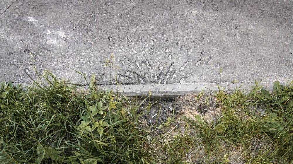 Rusia dituduh menggunakan jenis bom ilegal yang membahayakan warga sipil dalam invasinya ke Ukraina.