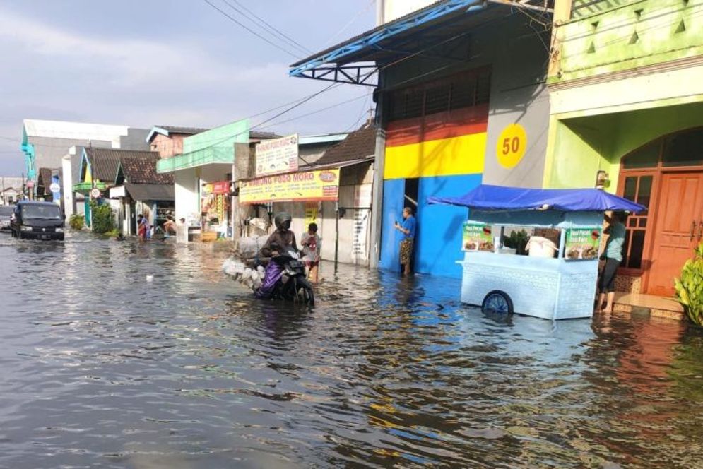 banjir-rungkut_2.jpeg