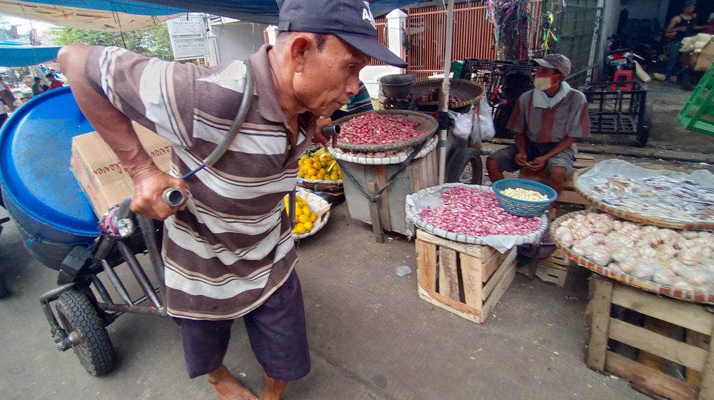 Ilustrasi Pasar Tradisional - Panji 3.jpg