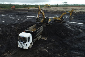 Aktivitas pertambangan PT Hilicon Tbk.jpeg