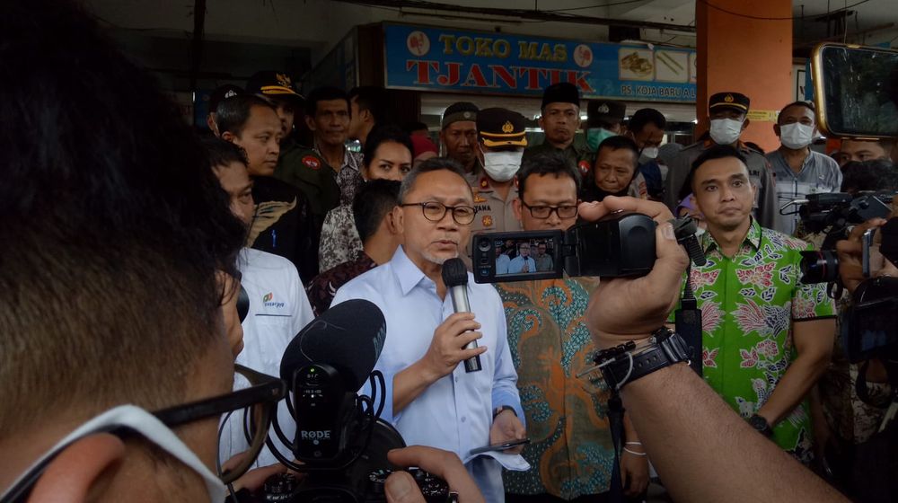 Mendag Zukifli Hasan Di pasar Koja