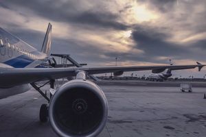 Landasan Pacu Pendek Hingga Dikelilingi Gunung, Inilah 5 Bandara Berbahaya di Dunia