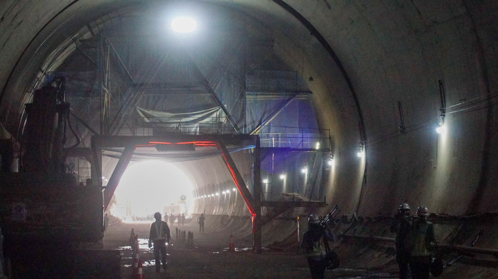 Proyek Tunnel 2 Kereta Cepat -05.jpg