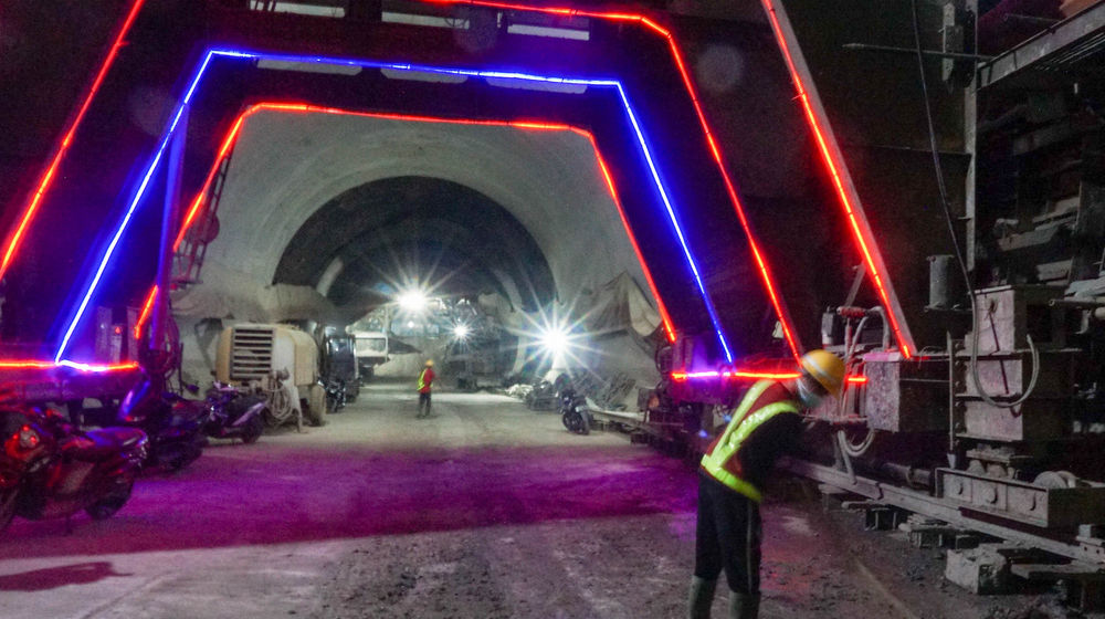 Proyek Tunnel 2 Kereta Cepat -01.jpg