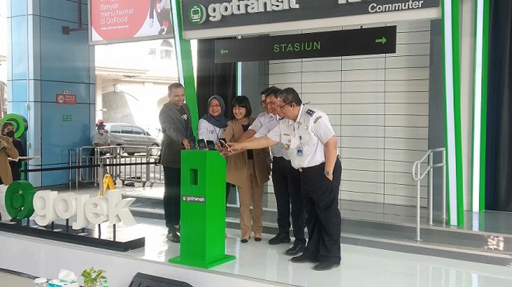Gojek x KCI