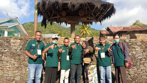 40 Pegiat dari Enam  Desa Wisata dari Kabupaten Sikka Belajar Tatakelola Desa Wisata di Detosoko Barat