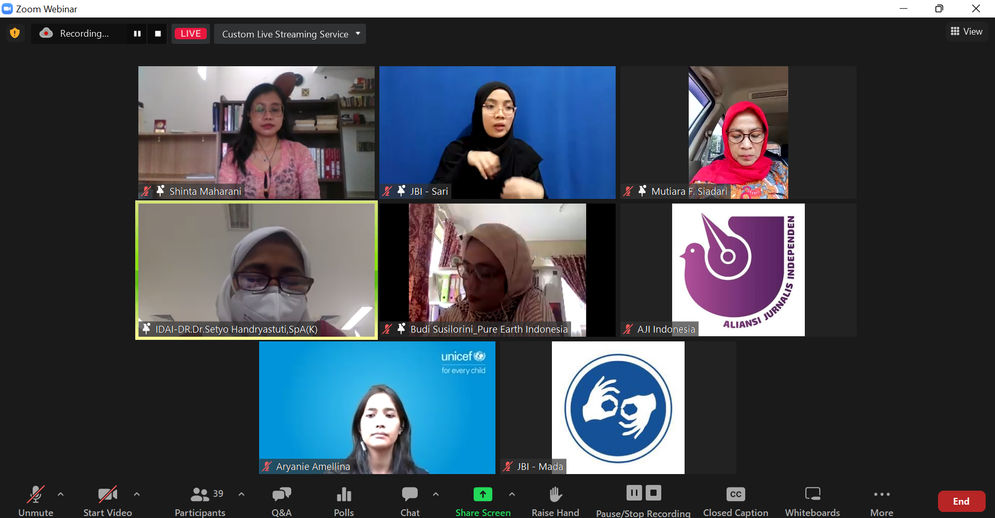 Foto bersama narasumber webinar 2.png