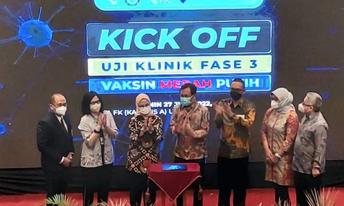 vaksin merah putih unair.jpg