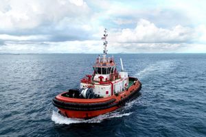 Pelayanan jasa kapal milik IPCM