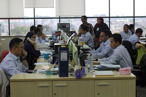 Ilustrasi Pekerja Kantoran - Panji 5.jpg