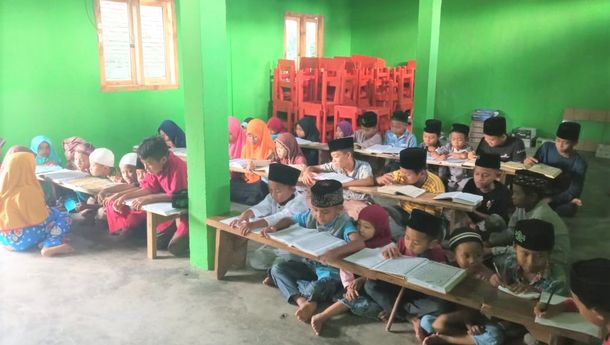 PLN Peduli Revitalisasi Perpustakaan Desa di Lampura dan Tulang Bawang