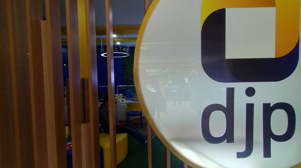 Ilustrasi Kantor Pajak - Panji 3.jpg