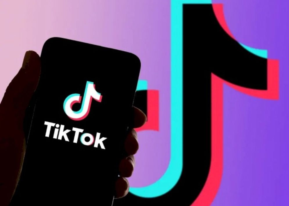 Ilustrasi Aplikasi Tiktok