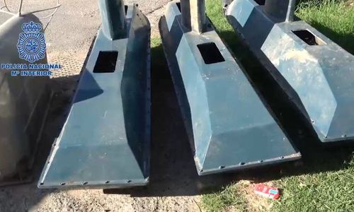 Perangkat drone bawah laut digunakan oleh penyelundup narkoba untuk mengirimkan ganja dan hasis di Spanyol.