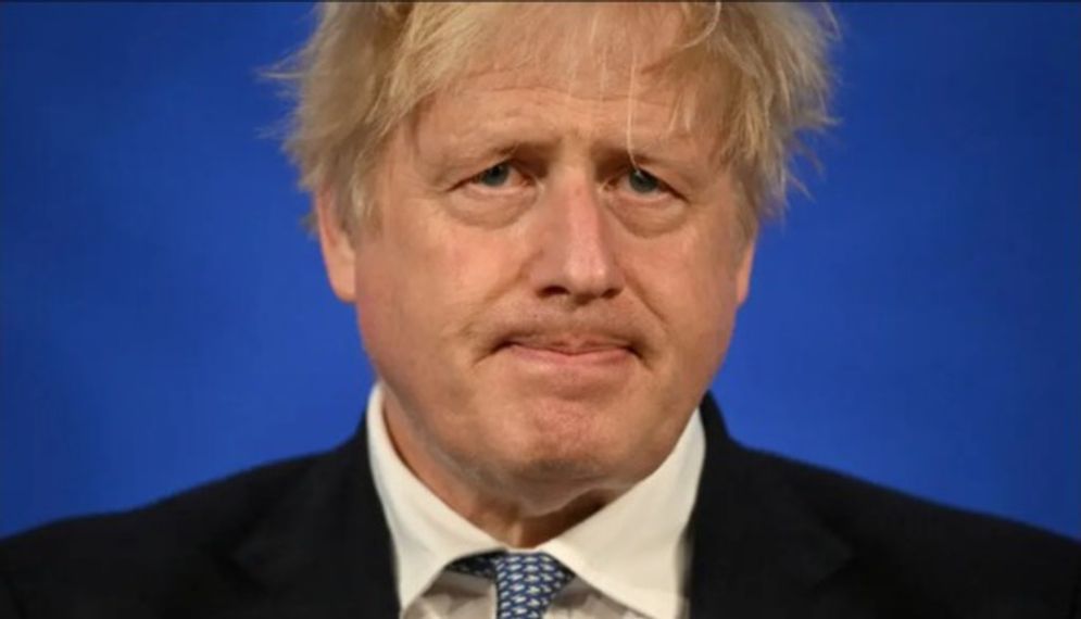 Boris Johnson akan segera mundur dari posisinya sebagai perdana menteri Inggris setelah terdesak oleh kemunduran beberapa jajaran kabinet.