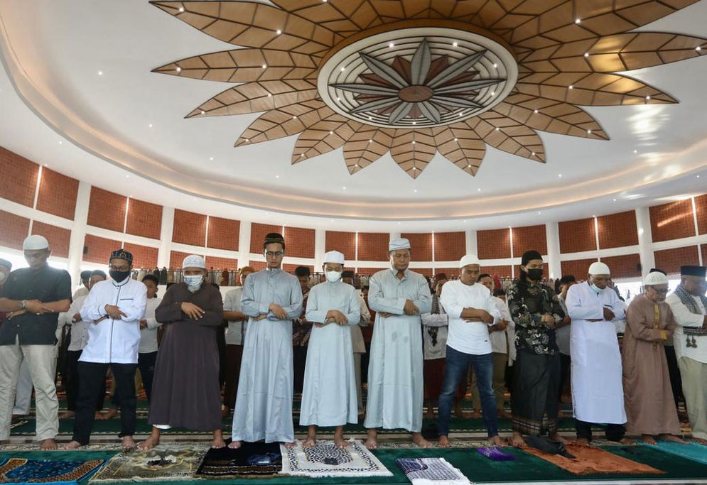 sholat-tanjak.jpg