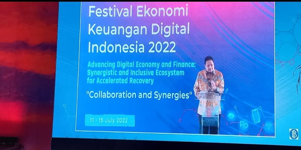 Di sisi perdagangan digital selama 2021 mencapai Rp410 triliun seiring meningkatnya kegiatan belanja online.