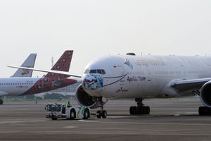 Pesawat Bandara Soeta - Panji 1.jpg