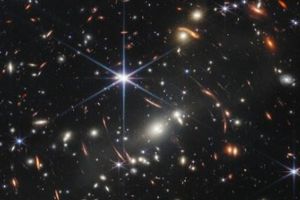 Teleskop luar angkasa milik NASA menangkap gambar terdalam dan paling tajam dari alam semesta untuk pertama kalinya. 