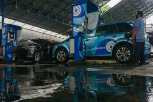 Transformasi 50 Tahun Bluebird-2.jpg