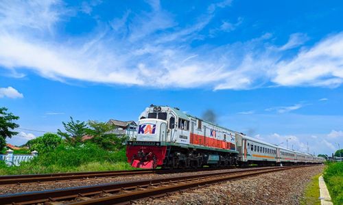 PT Kereta Api Indonesia (Persero) mengumumkan rencananya untuk menerbitkan obligasi melalui instrumen obligasi dan sukuk dengan skema Penawaran Umum Berkelanjutan (PUB).