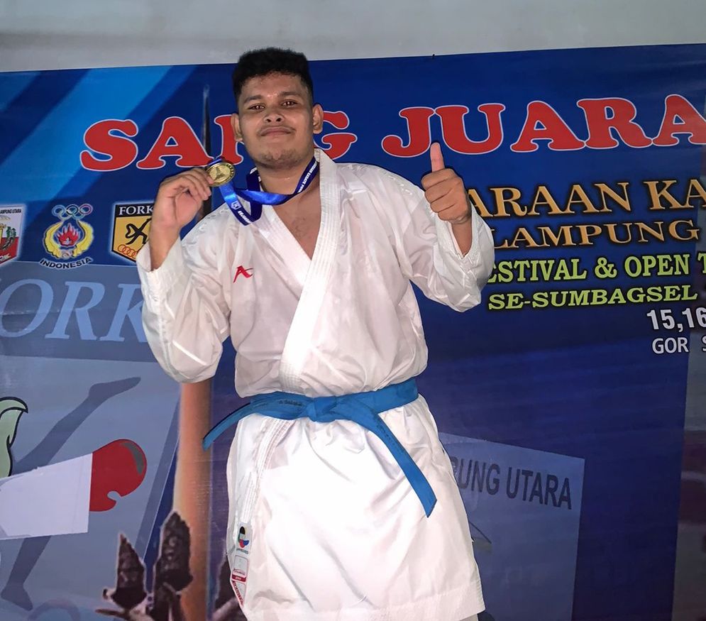 Erikson Mahasiswa Prodi Teknik Informatika menjadi Juara dalam Kejuaraan Karate FORKI Lampung Utara se-Sumbagsel 15 - 17 Juli 2022 di GOR Sukung, Kotabumi, Lampung Utara.