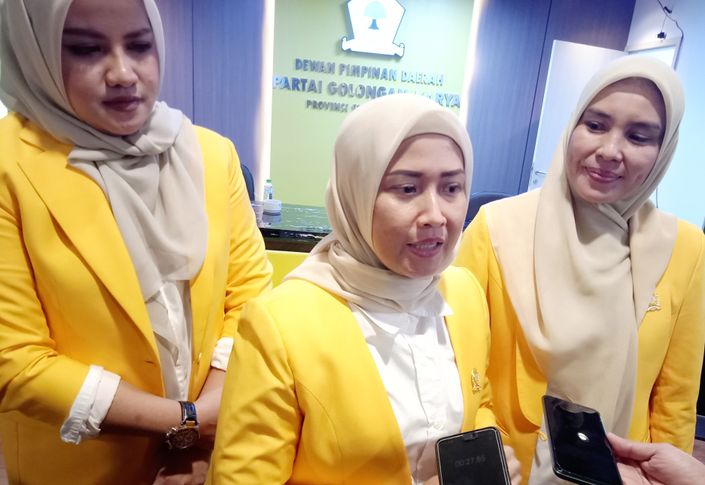 Kolomna hammomi porno Kolomenskiy Alina bilan porno video massaj