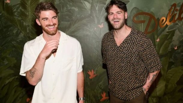 Grup Musik Elektronik The Chainsmokers akan Terbang ke Luar Angkasa pada 2024