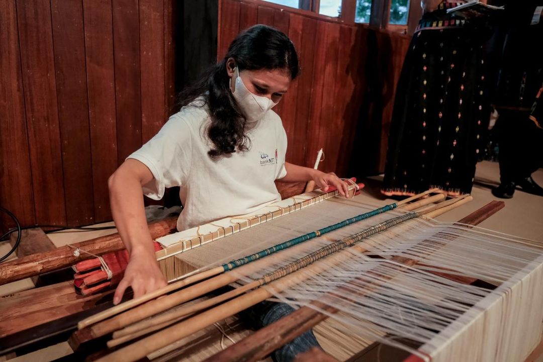 Pelaku UMKM Tenun Ikat, Flores