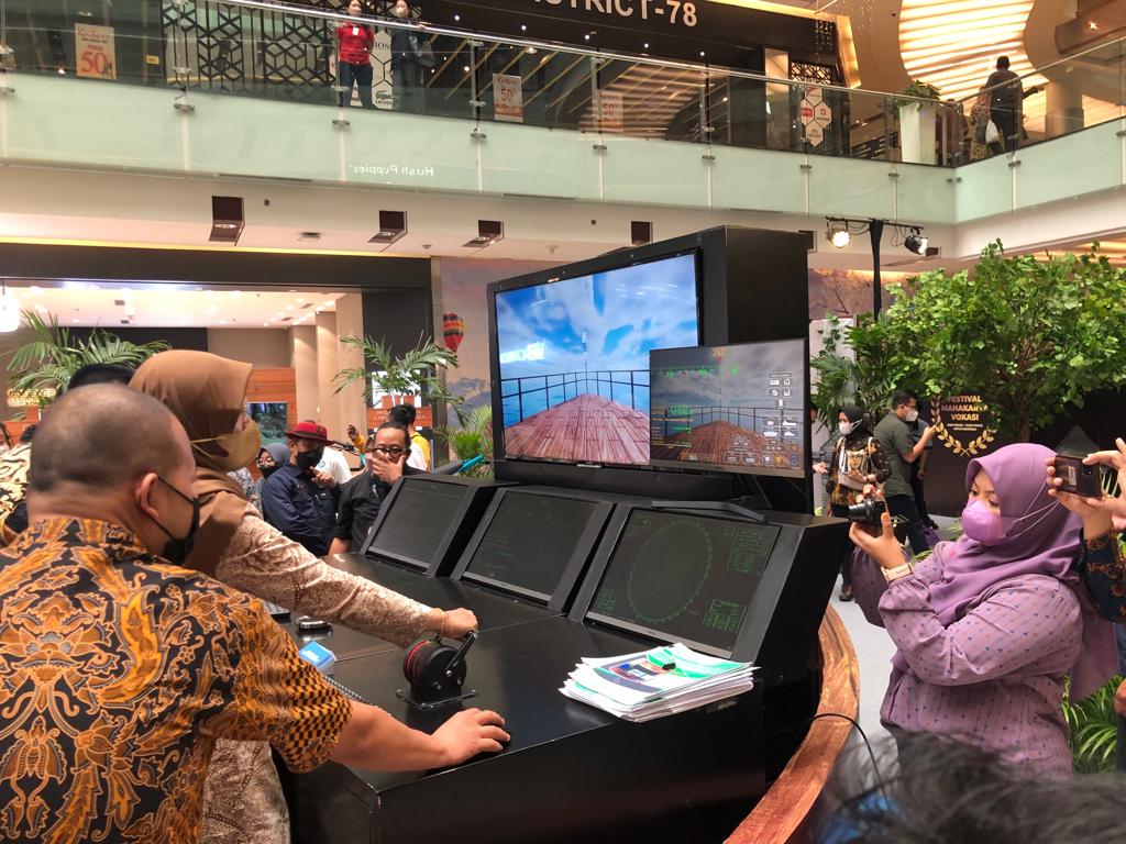Karya-karya sekolah vokasi dipamerkan di ajang Vokasiland di Grand City Mall, Kamis (28/7/2022) hingga Minggu (29/7/2022).