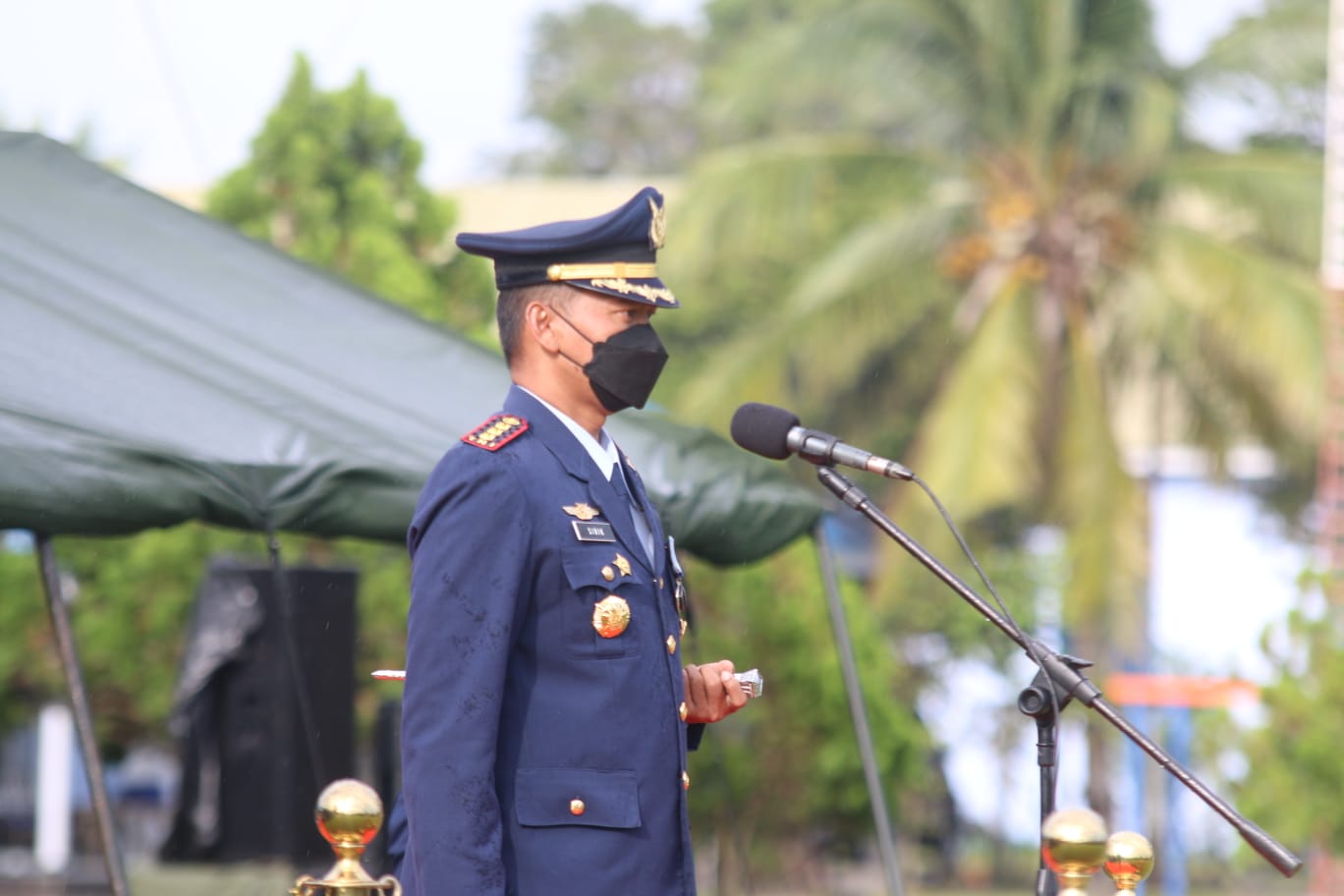 Danlanud Dhomber, Kolonel Pnb Sidik Setiyono pimpin jalannya Upacara peringatan Hari Bakti TNI Angkatan Udara (AU) ke 75 tahun, Jumat, 29 Juli 2022