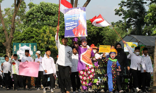 Pawai Muharam - Panji 1.jpg