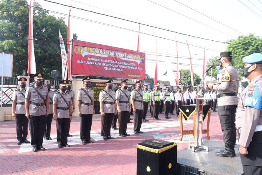 sertijab polres sukoharjo.JPG