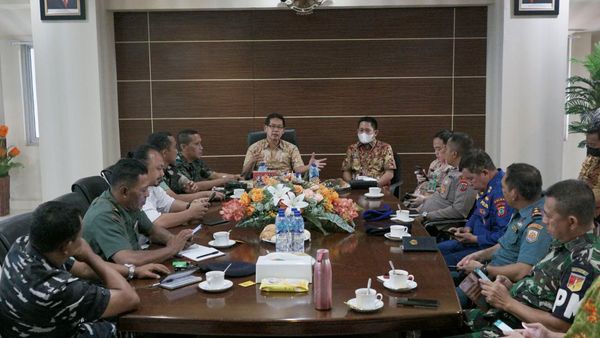 Pemkot Bitung dan Forkopimda menggelar rapat persiapan kedatangan Ketum TP-PKK Pusat. (Foto:Istimewa)