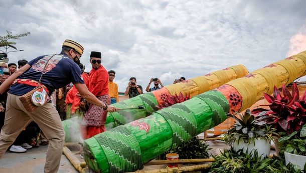 Menparekraf Sandiaga S. Uno Minta Agar Desa Wisata Kampung Melayu BML Kalbar Lestarikan Budaya