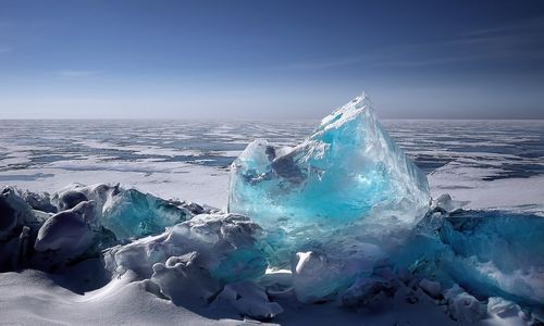 ice-g5e455f6f4_1280.jpg