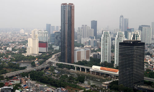 Pertumbuhan Ekonomi Indonesia - Panji 3.jpg