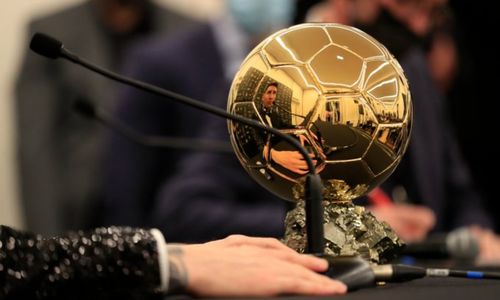 tropy Ballon d'Or.jpg