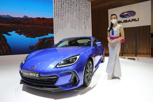 Penampilan Perdana Subaru Di GIIAS - Panji 1.jpg