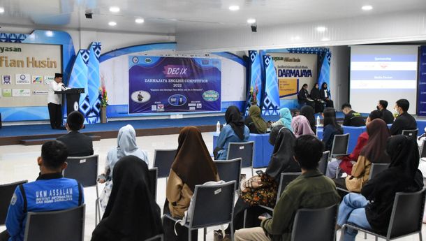 Puluhan Peserta SMA se Lampung Ikuti DEC IX UKM Bahasa IIB Darmajaya