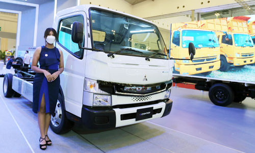 Kirim GIIAS Truk - Panji 1.JPG