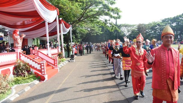 Pawai Budaya HUT RI Ke-77 Persatukan Warga Bandar Lampung