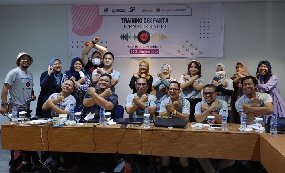 AJI Palembang -Google News Initiative Selenggarakan Pelatihan Cek Fakta bagi Jurnalis Radio Seru dan Bikin Penasaran 