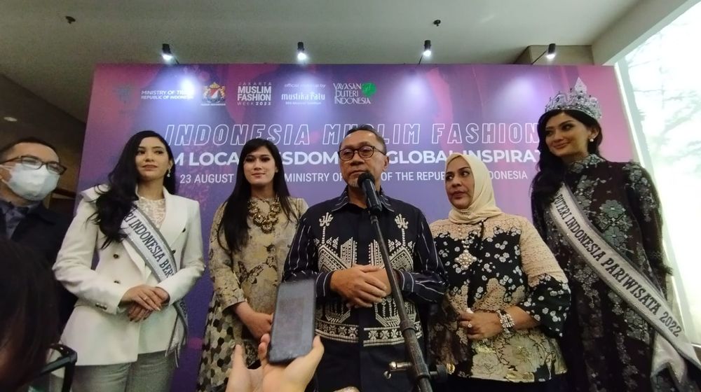 Zulhas di Kemendag.jpeg