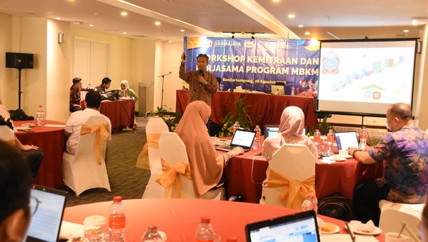 Tingkatkan Program Kemitraan Direktorat MBKM  IIB Darmajaya Gelar Workshop