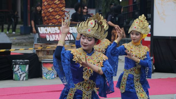 Festival Akbar 18, UKMBS Musik IIB Darmajaya Kenalkan Budaya Nusantara