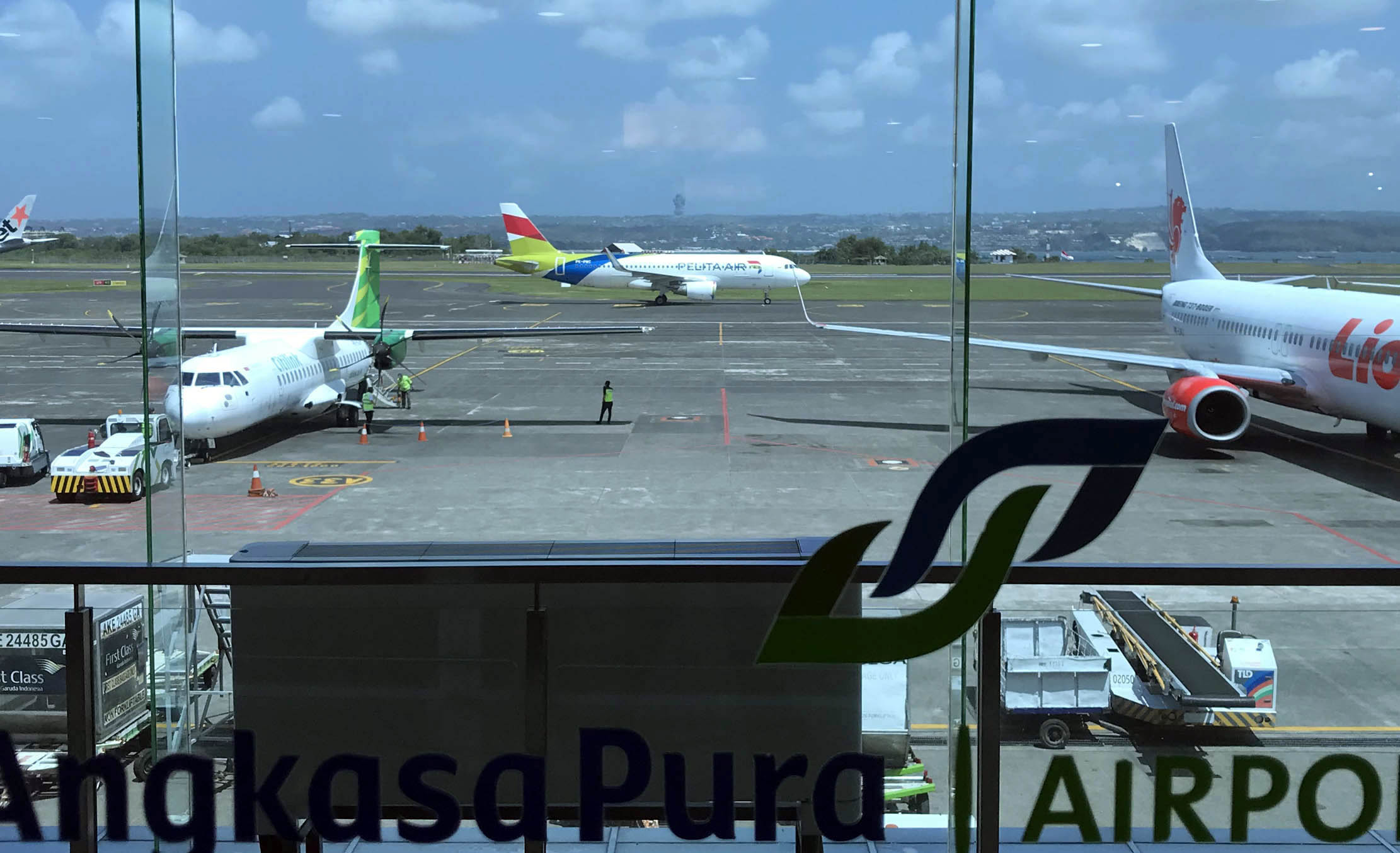 Ilustrasi pesawat Pelita Air saat landing di Bandara Ngurah Rai Denpasar Bali. Foto : Panji Asmoro/TrenAsia